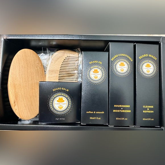 **NEW** 🎁Beard Grooming Kit - Picture 2 of 2